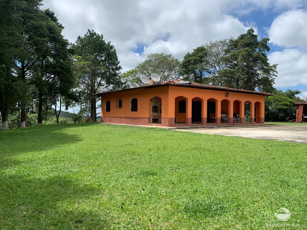 Fazenda à venda com 4 quartos, 224008m² - Foto 2