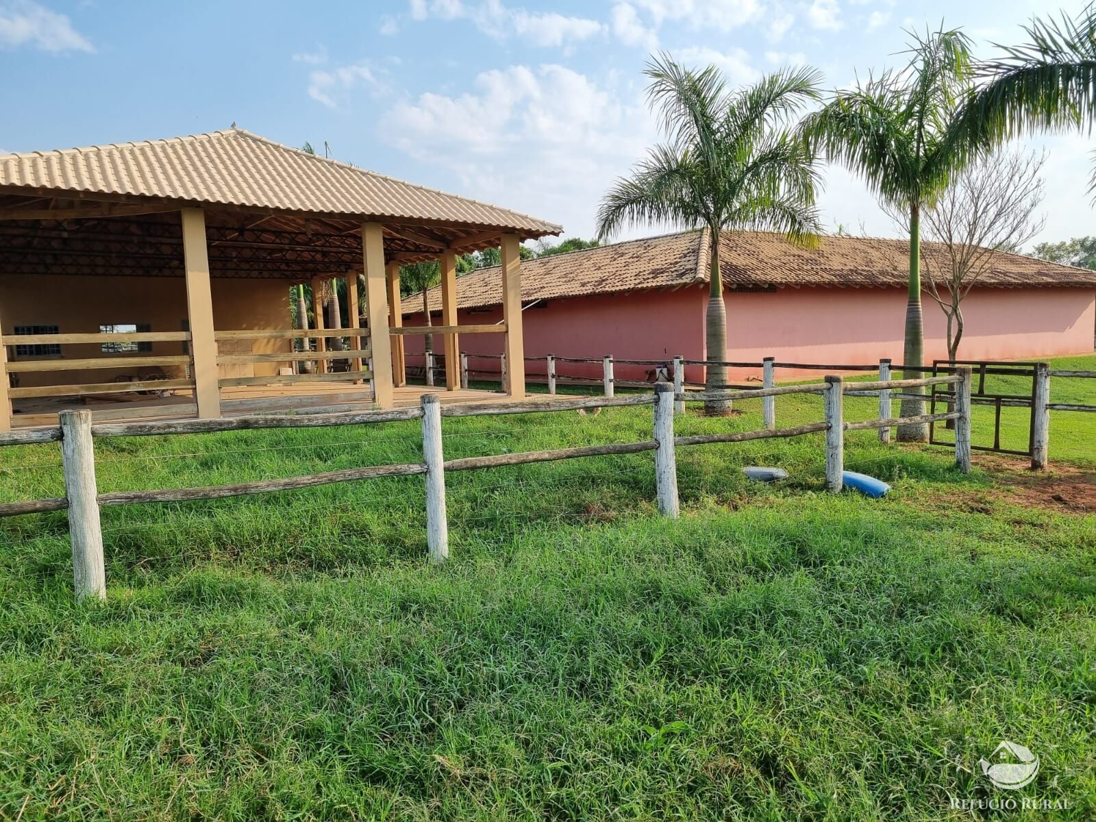 Fazenda à venda com 2 quartos, 30000m² - Foto 3