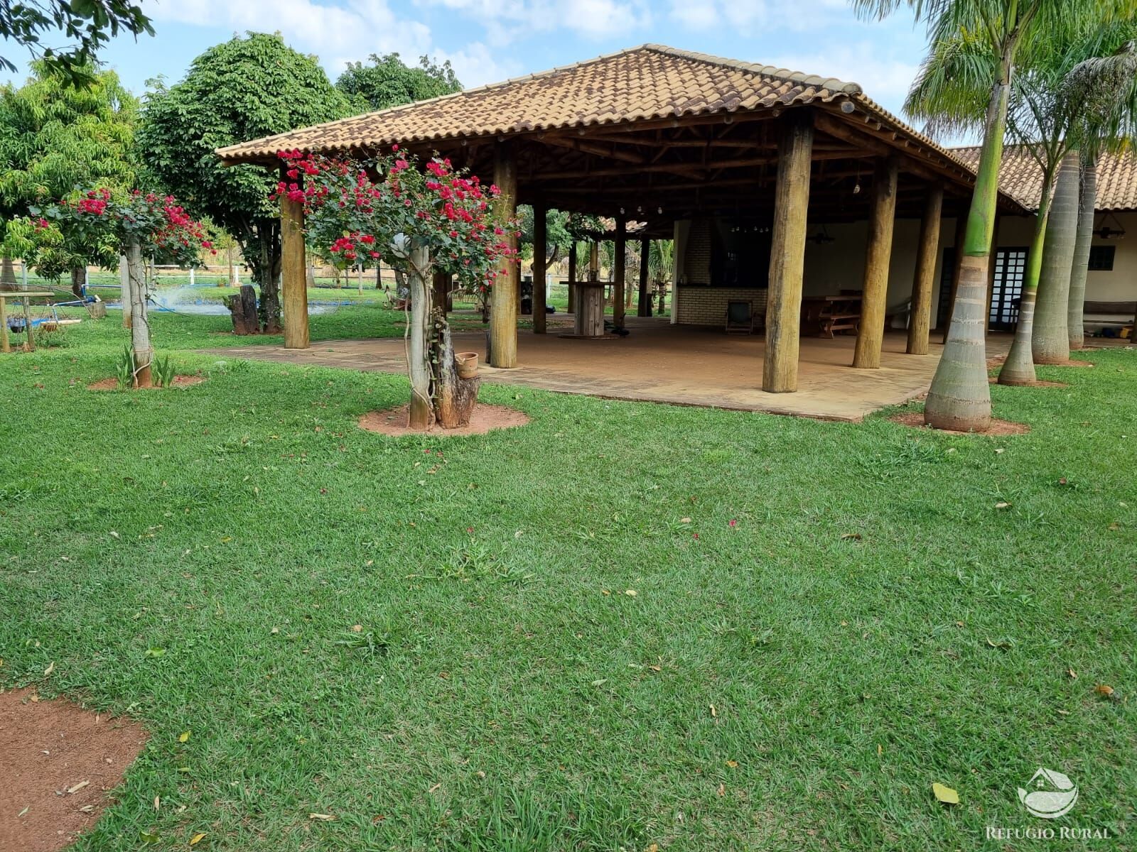 Fazenda à venda com 2 quartos, 30000m² - Foto 21