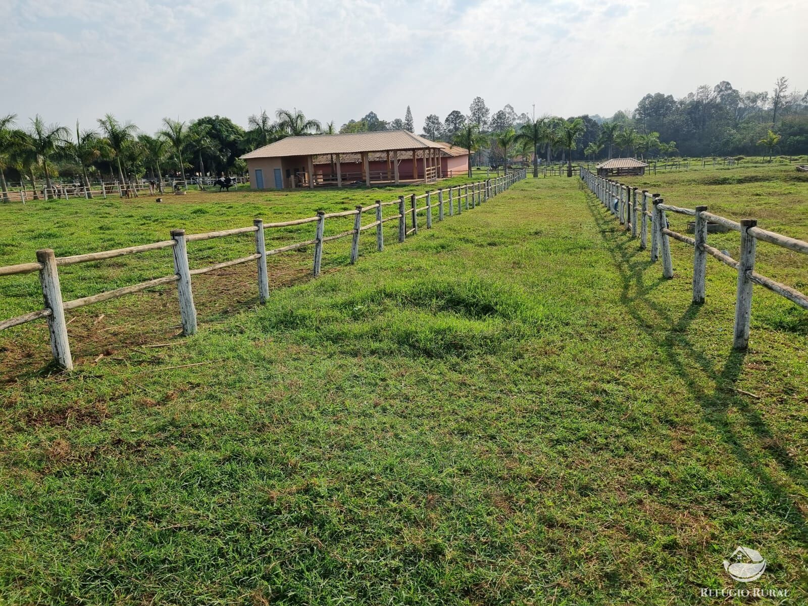 Fazenda à venda com 2 quartos, 30000m² - Foto 10