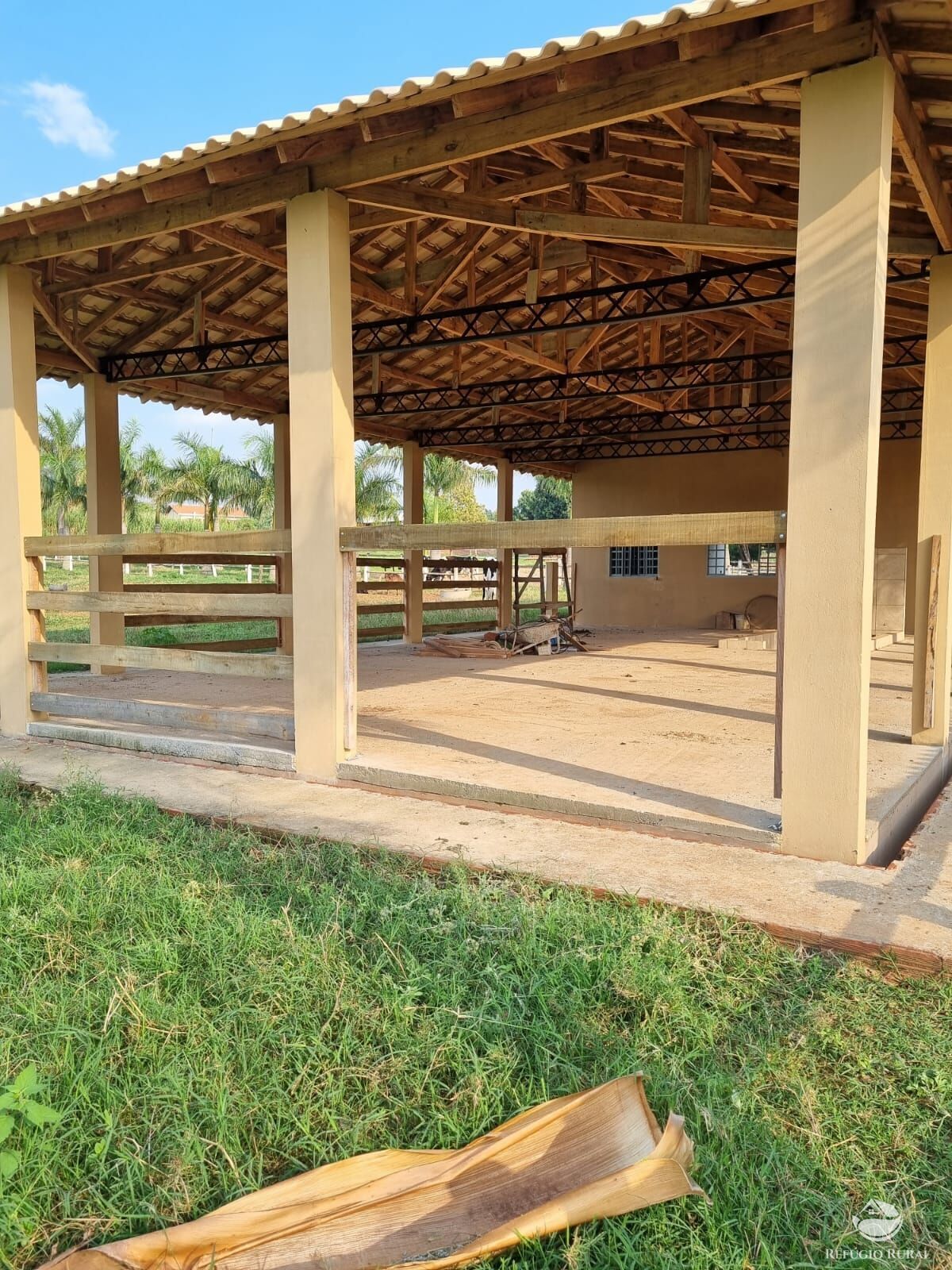 Fazenda à venda com 2 quartos, 30000m² - Foto 18