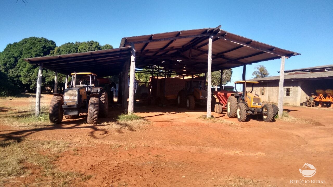 Fazenda à venda com 1 quarto, 198198000m² - Foto 16