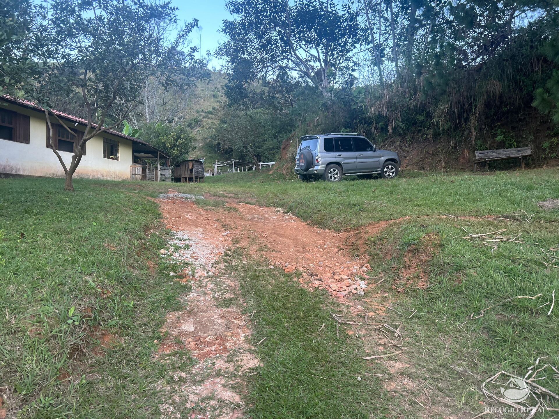 Sítio à venda com 2 quartos, 72600m² - Foto 8