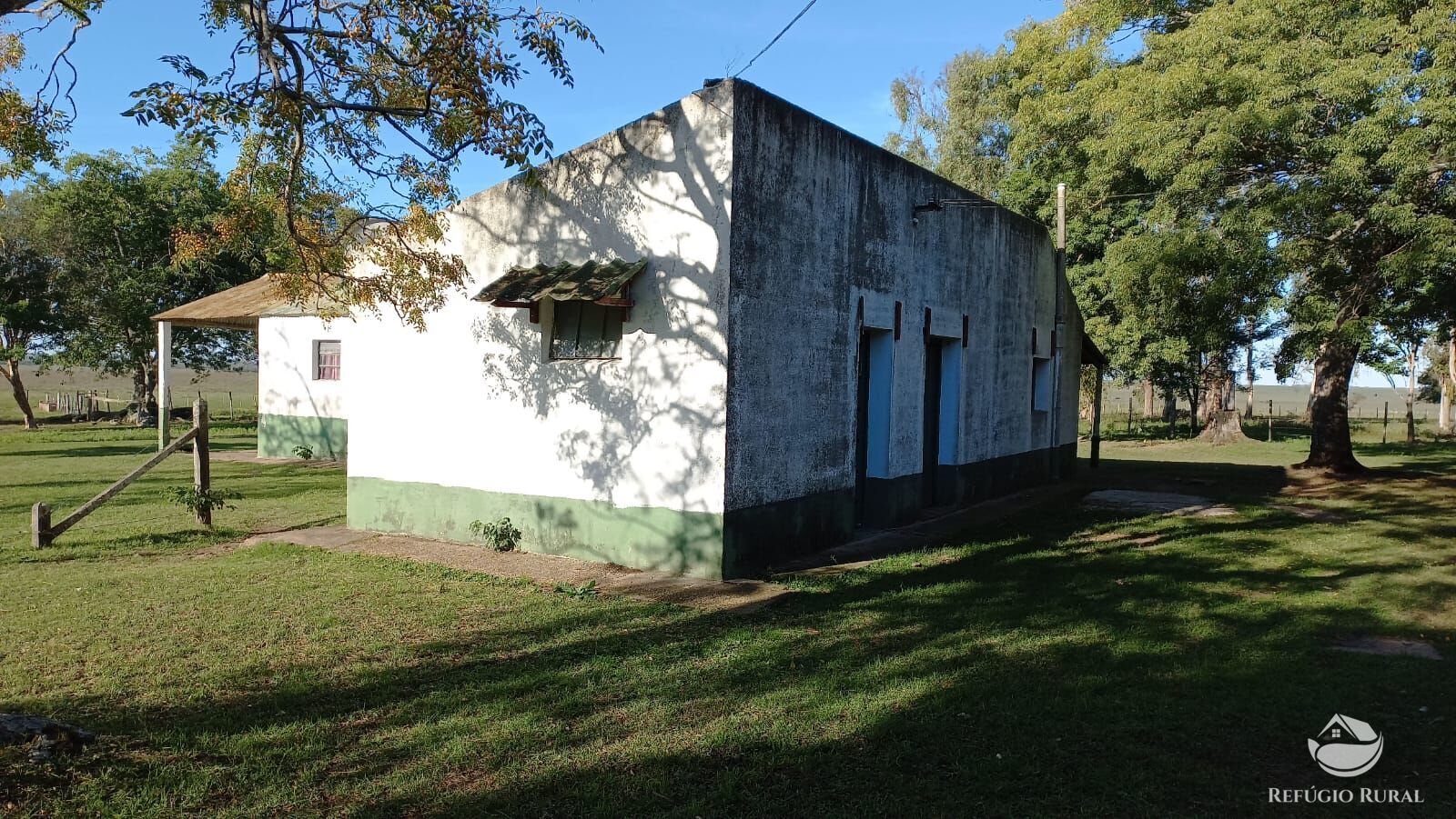 Fazenda à venda com 3 quartos, 91120000m² - Foto 9