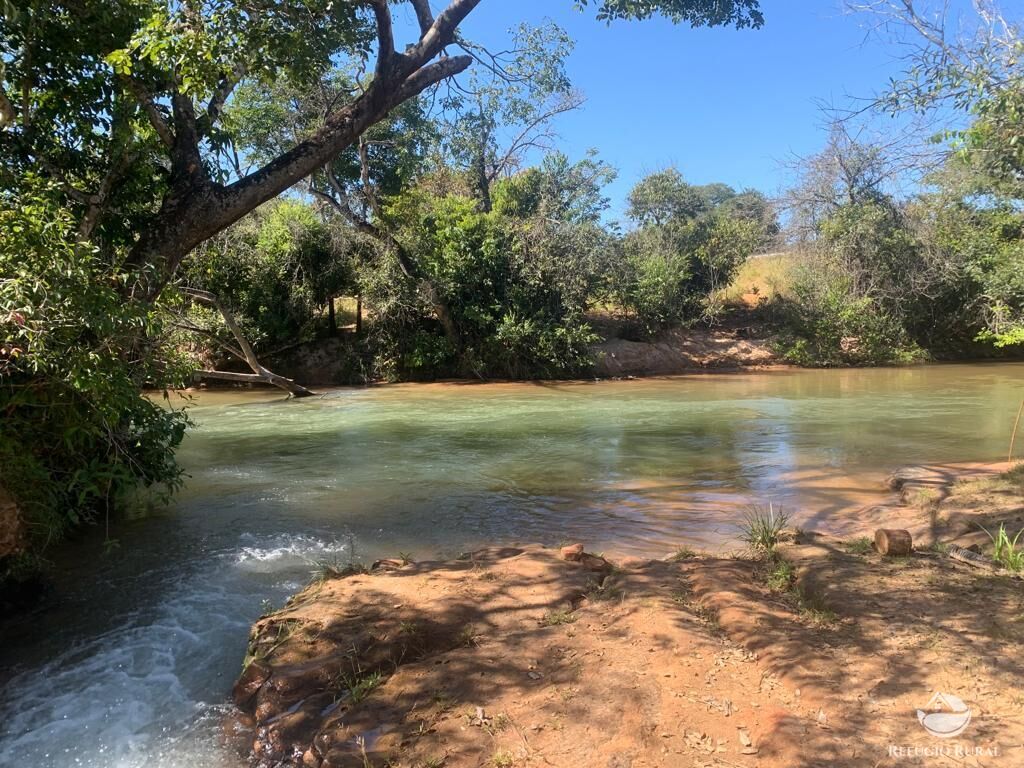 Fazenda à venda com 1 quarto, 10800000m² - Foto 1