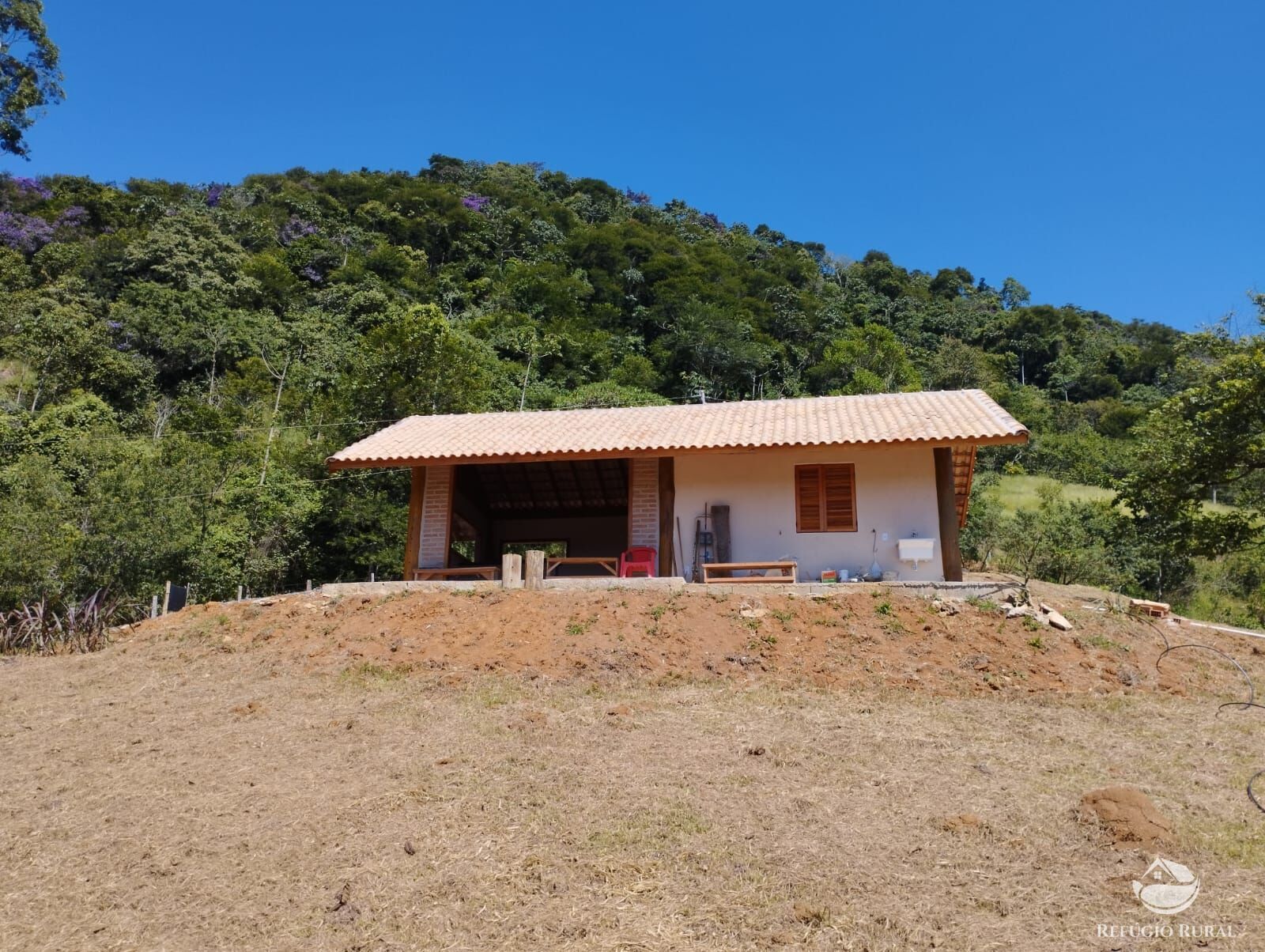 Chácara à venda com 1 quarto, 20000m² - Foto 2