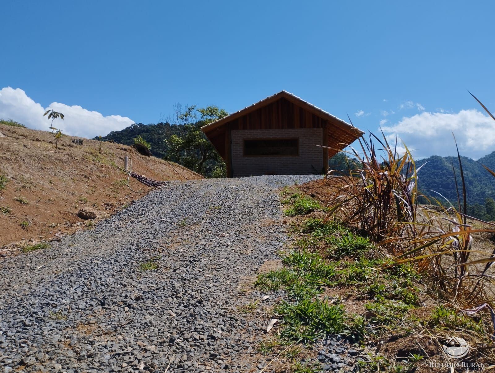 Chácara à venda com 1 quarto, 20000m² - Foto 8