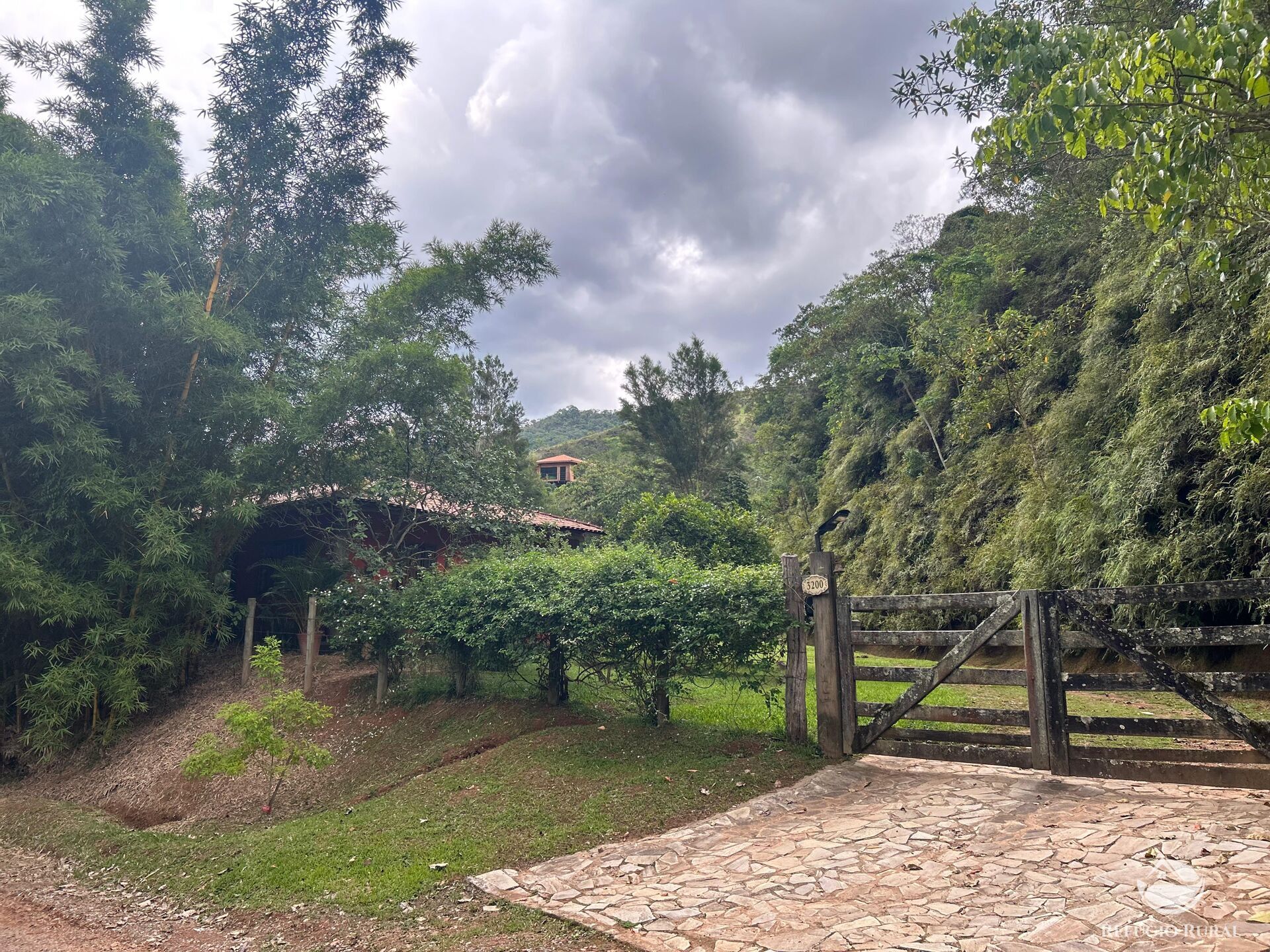 Fazenda à venda com 5 quartos, 240000m² - Foto 28