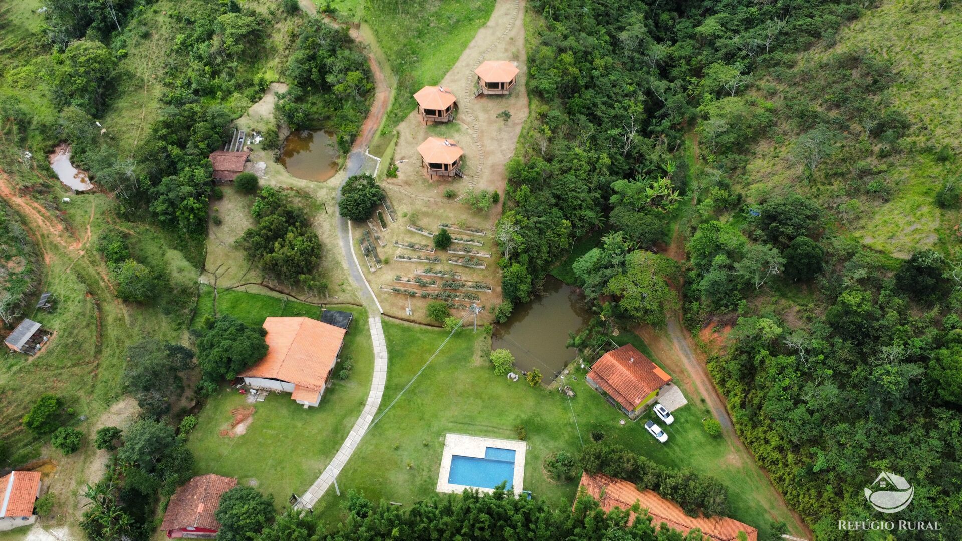 Fazenda à venda com 5 quartos, 240000m² - Foto 33