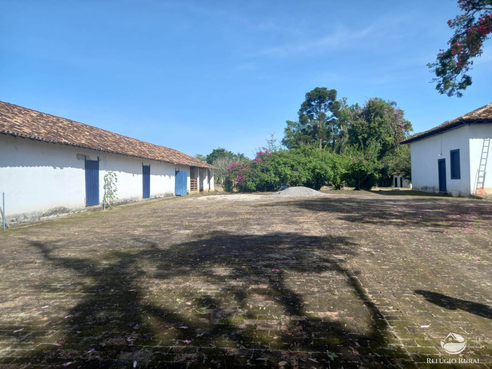 Fazenda à venda com 3 quartos, 338800m² - Foto 27