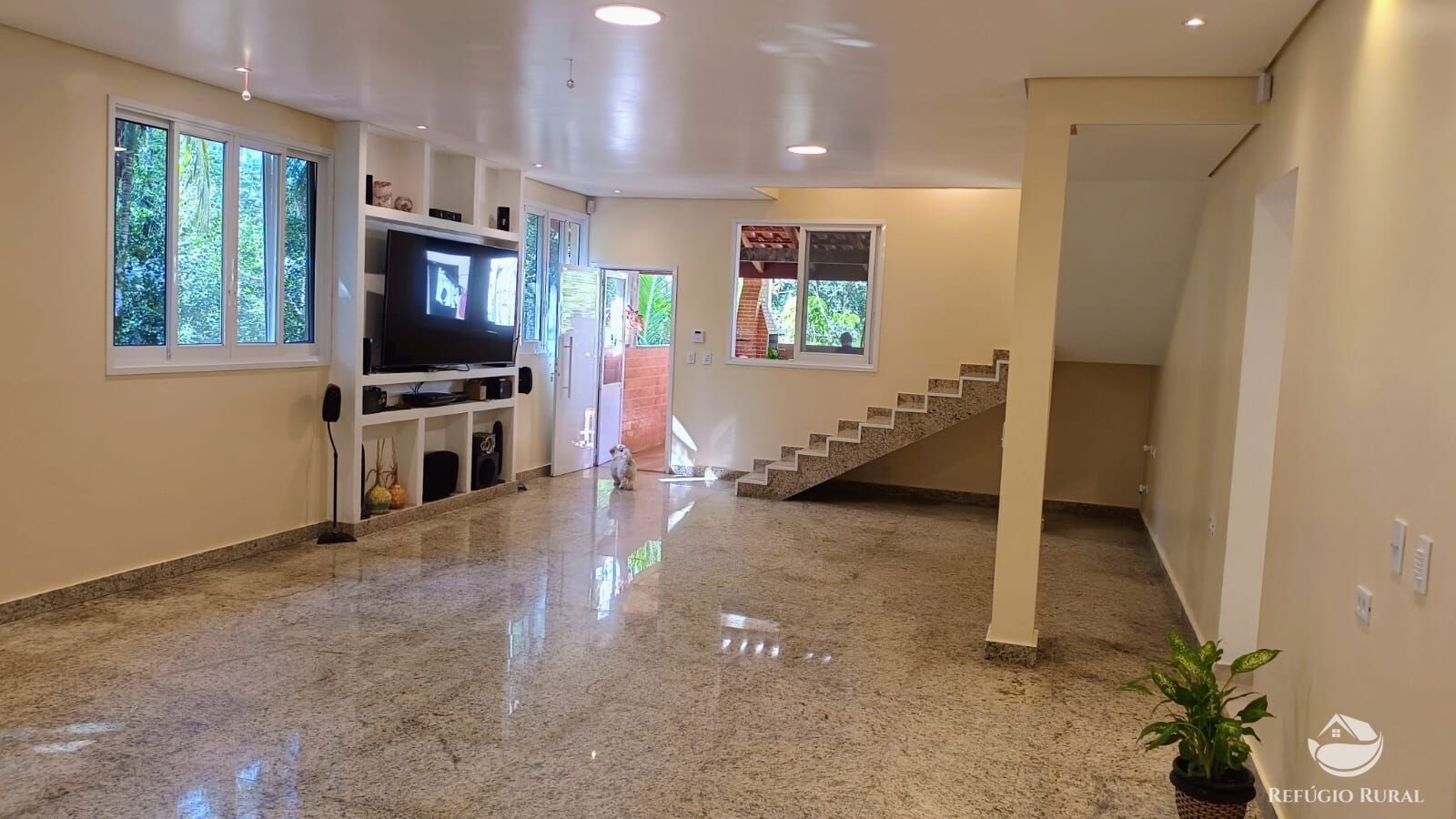 Casa à venda com 3 quartos, 350m² - Foto 12