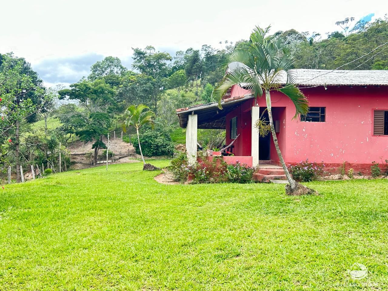 Fazenda à venda com 2 quartos, 240600m² - Foto 10