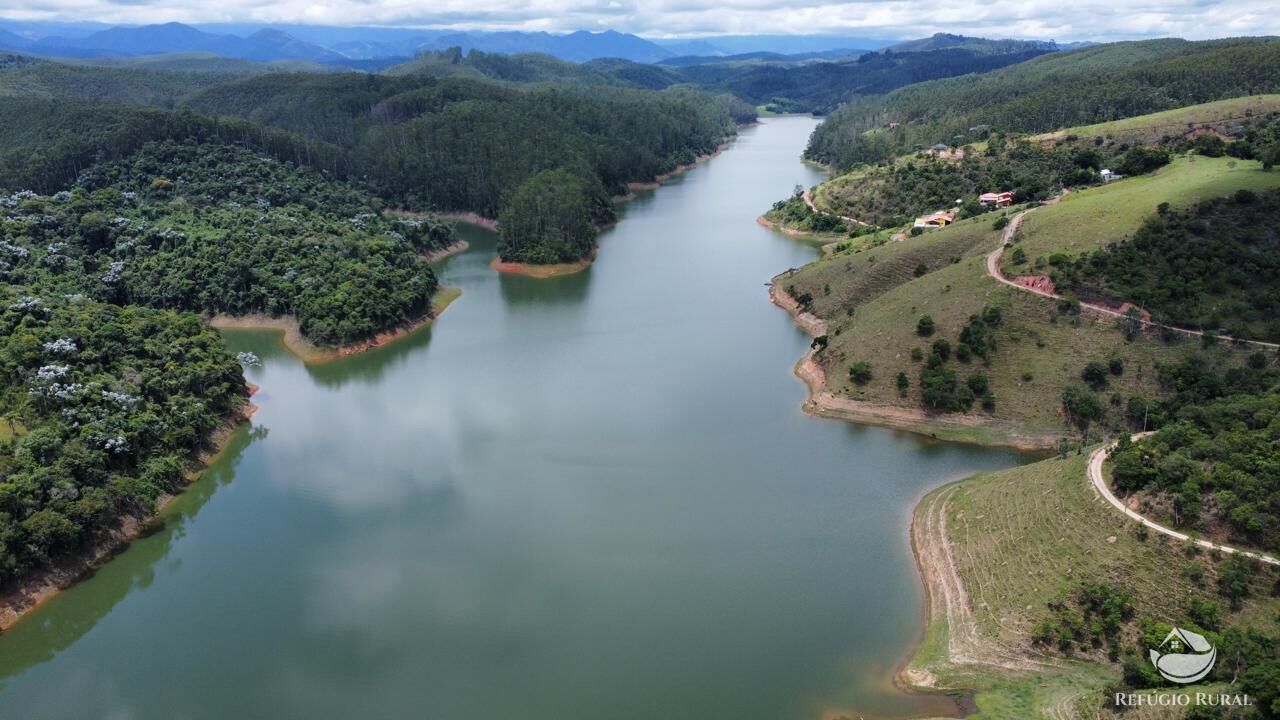 Fazenda à venda com 2 quartos, 240600m² - Foto 25