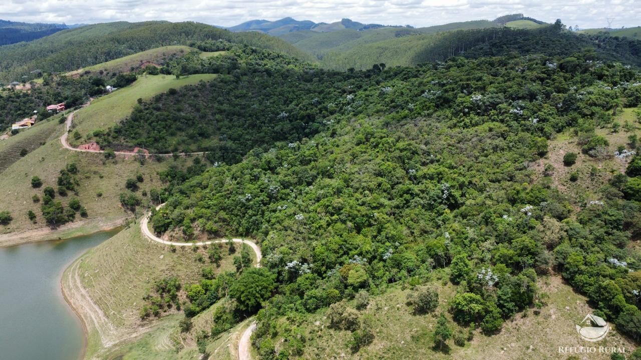 Fazenda à venda com 2 quartos, 240600m² - Foto 26