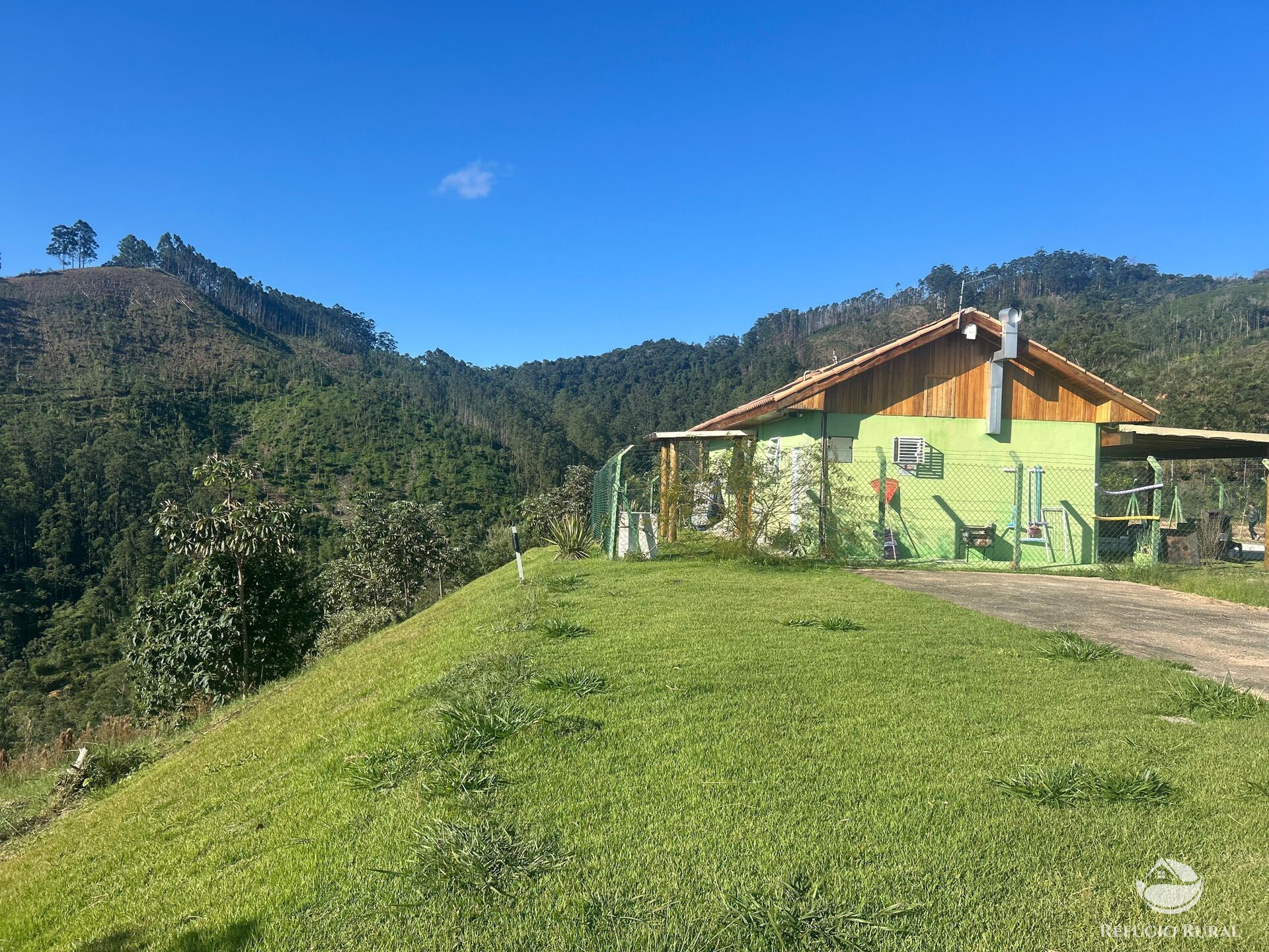 Sítio, 2 quartos, 3 hectares - Foto 1