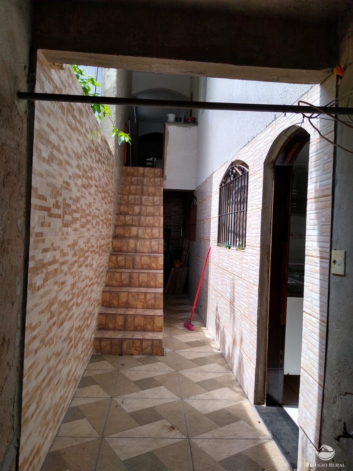 Sobrado à venda com 6 quartos, 220m² - Foto 5
