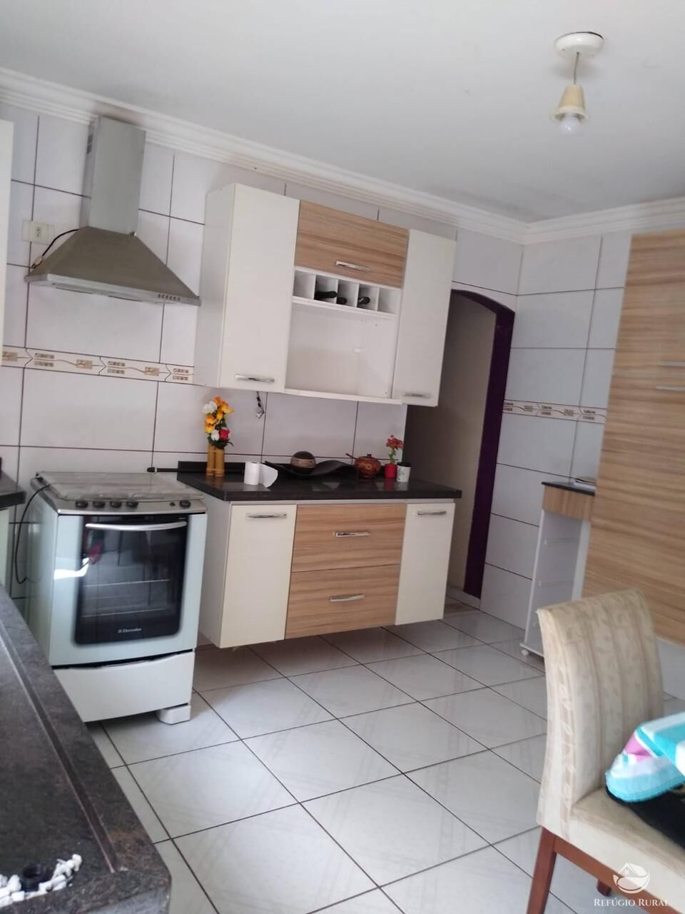 Sobrado à venda com 6 quartos, 220m² - Foto 2