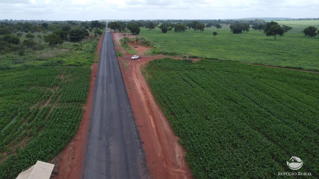 Fazenda à venda com 2 quartos, 46948000m² - Foto 18