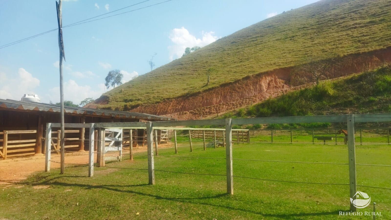 Fazenda à venda com 1 quarto, 242000m² - Foto 48