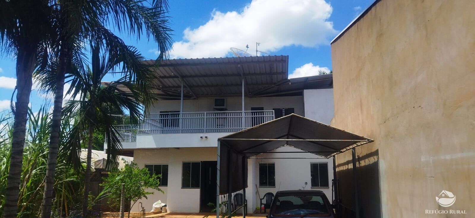 Fazenda à venda com 3 quartos, 735m² - Foto 1