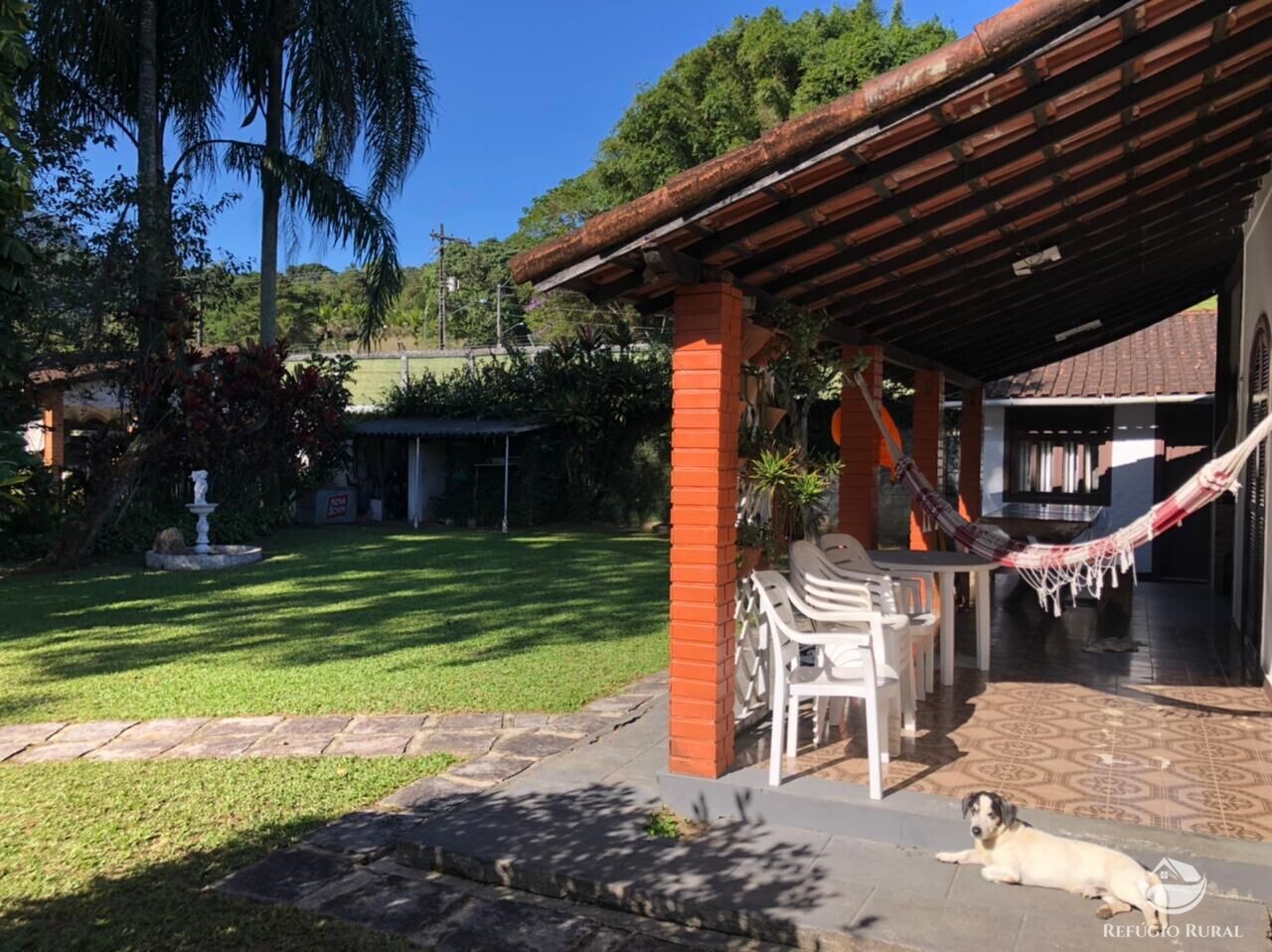 Casa de Condomínio à venda com 4 quartos, 227m² - Foto 4