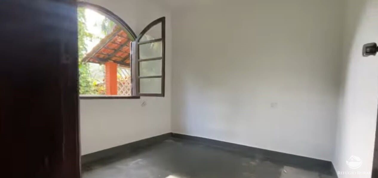 Casa de Condomínio à venda com 4 quartos, 227m² - Foto 20