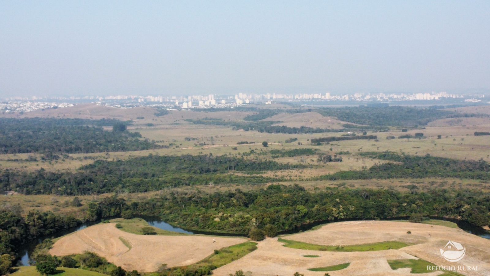 Fazenda à venda com 1 quarto, 121000m² - Foto 15