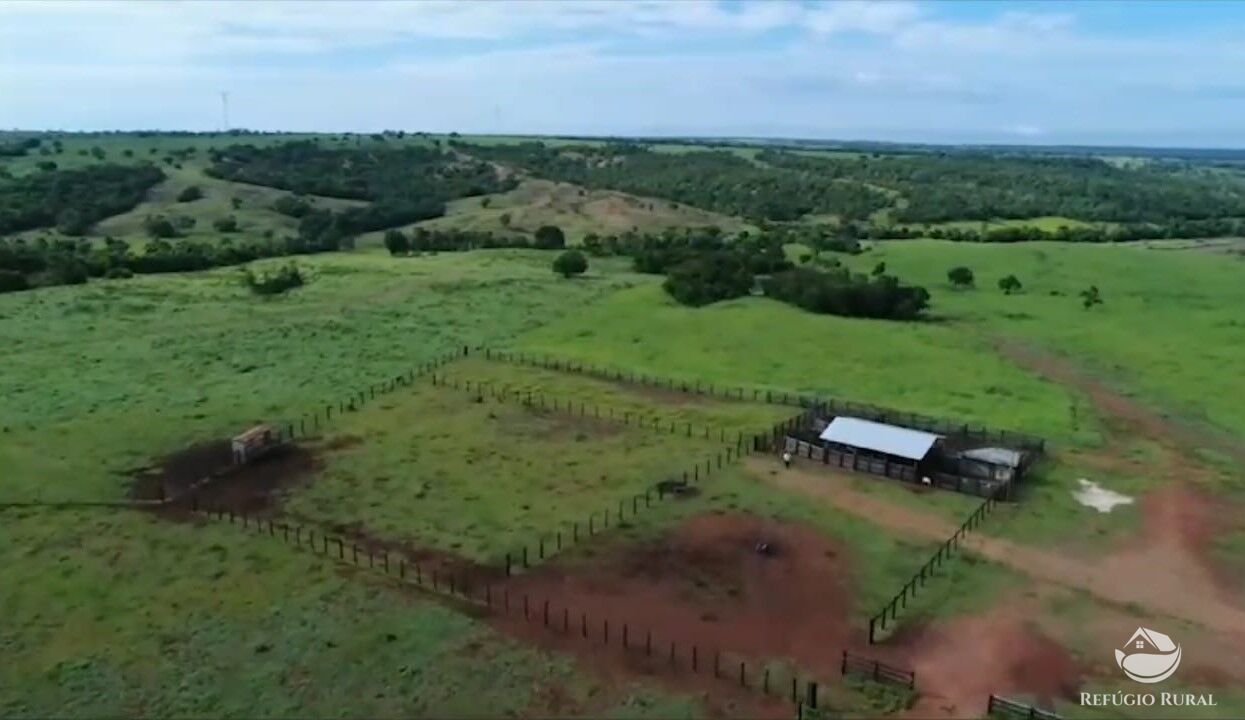 Fazenda à venda com 2 quartos, 18150000m² - Foto 1