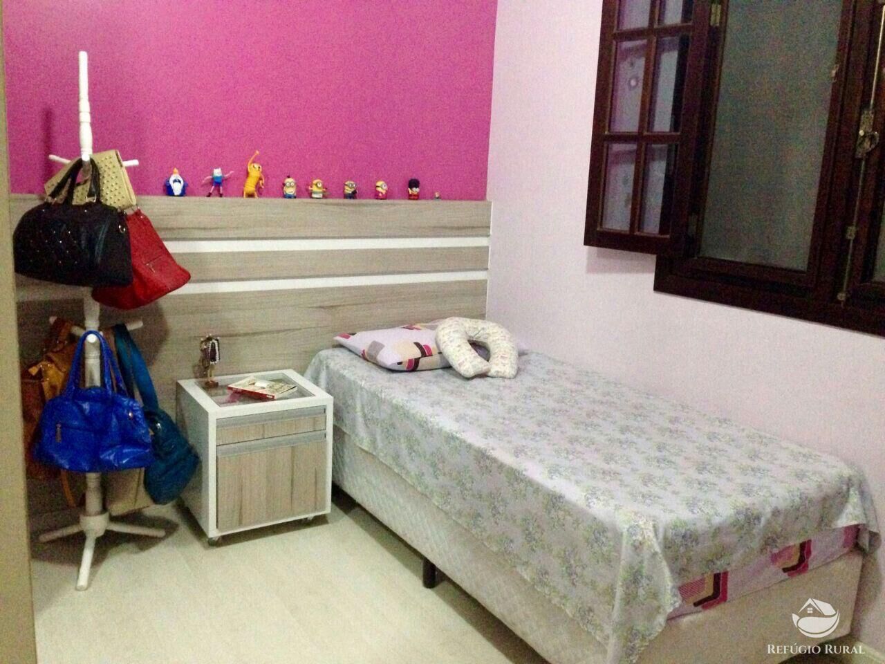 Casa à venda com 3 quartos, 250m² - Foto 9