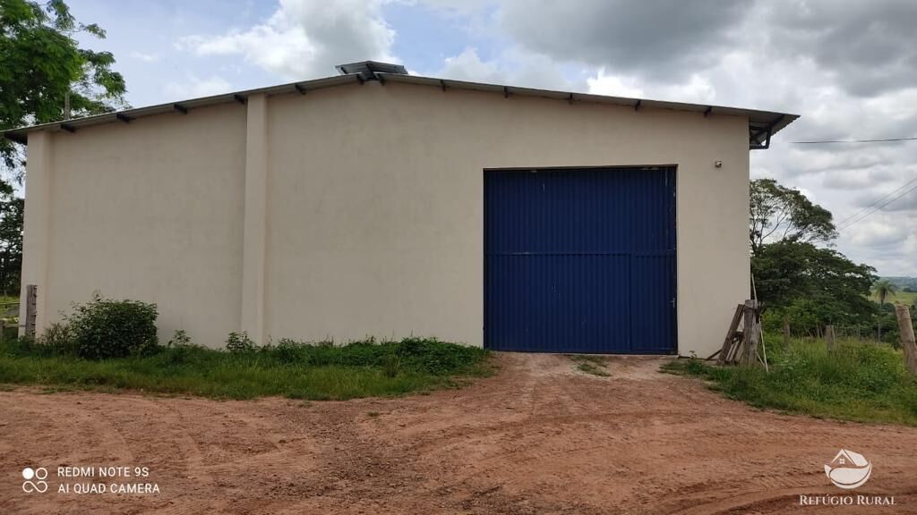 Fazenda à venda com 2 quartos, 85668000m² - Foto 10