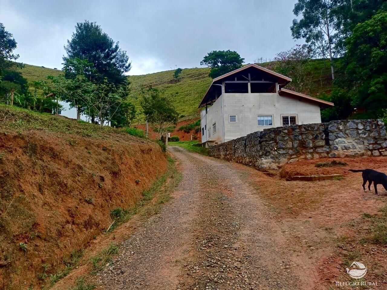 Sítio à venda com 3 quartos, 76000m² - Foto 26