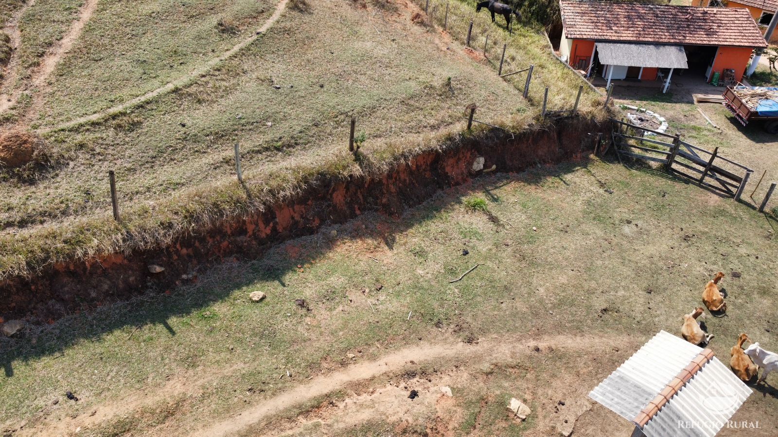 Fazenda à venda com 1 quarto, 363000m² - Foto 10