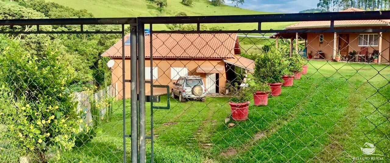 Sítio à venda com 2 quartos, 20376m² - Foto 3