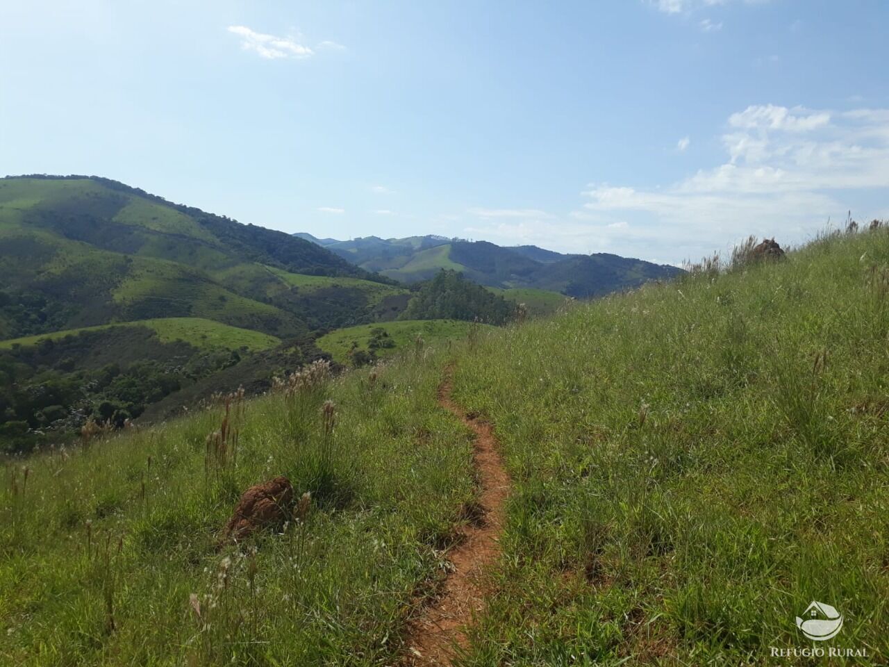 Fazenda à venda com 1 quarto, 701800m² - Foto 2