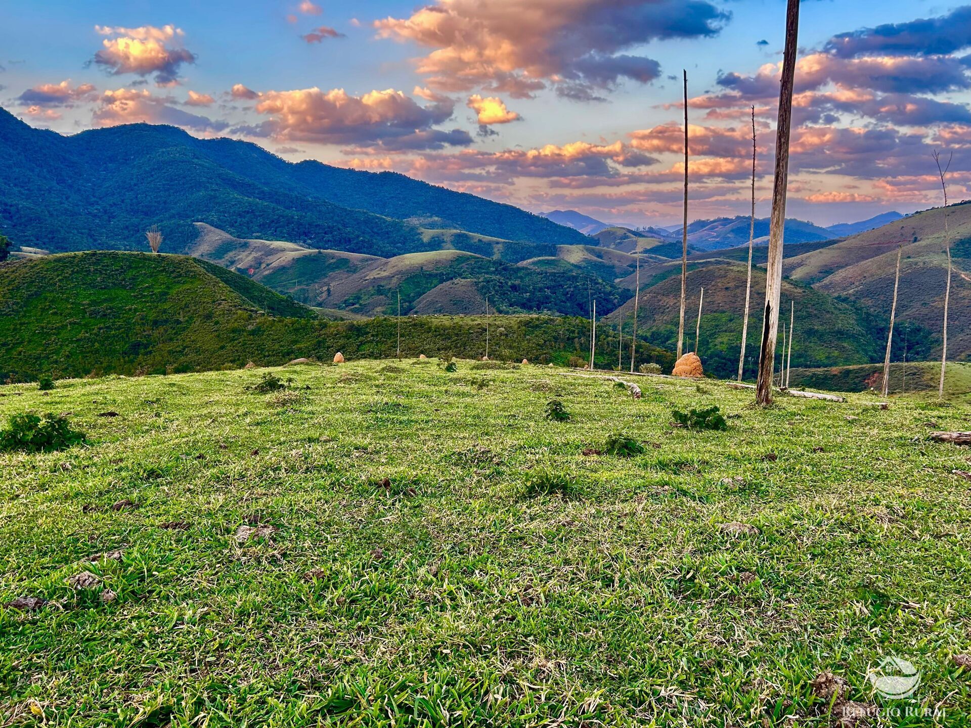 Sítio à venda com 1 quarto, 701800m² - Foto 10
