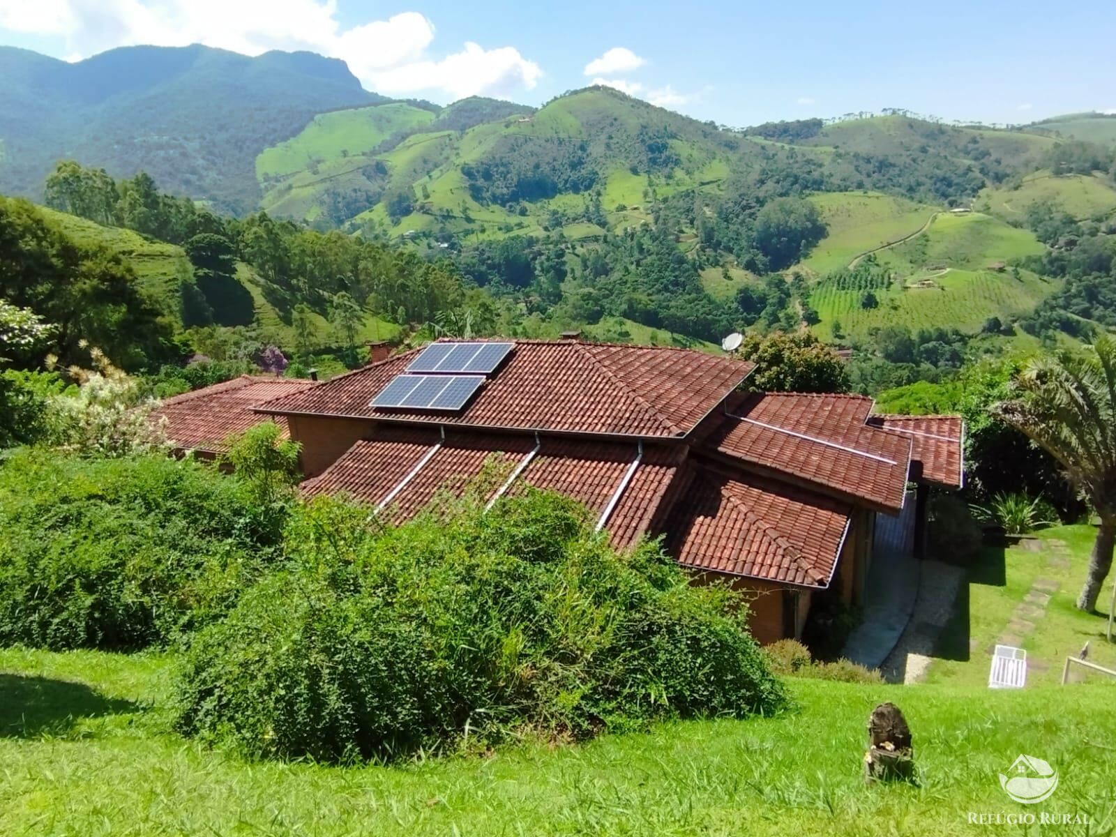 Fazenda à venda com 3 quartos, 12100m² - Foto 2