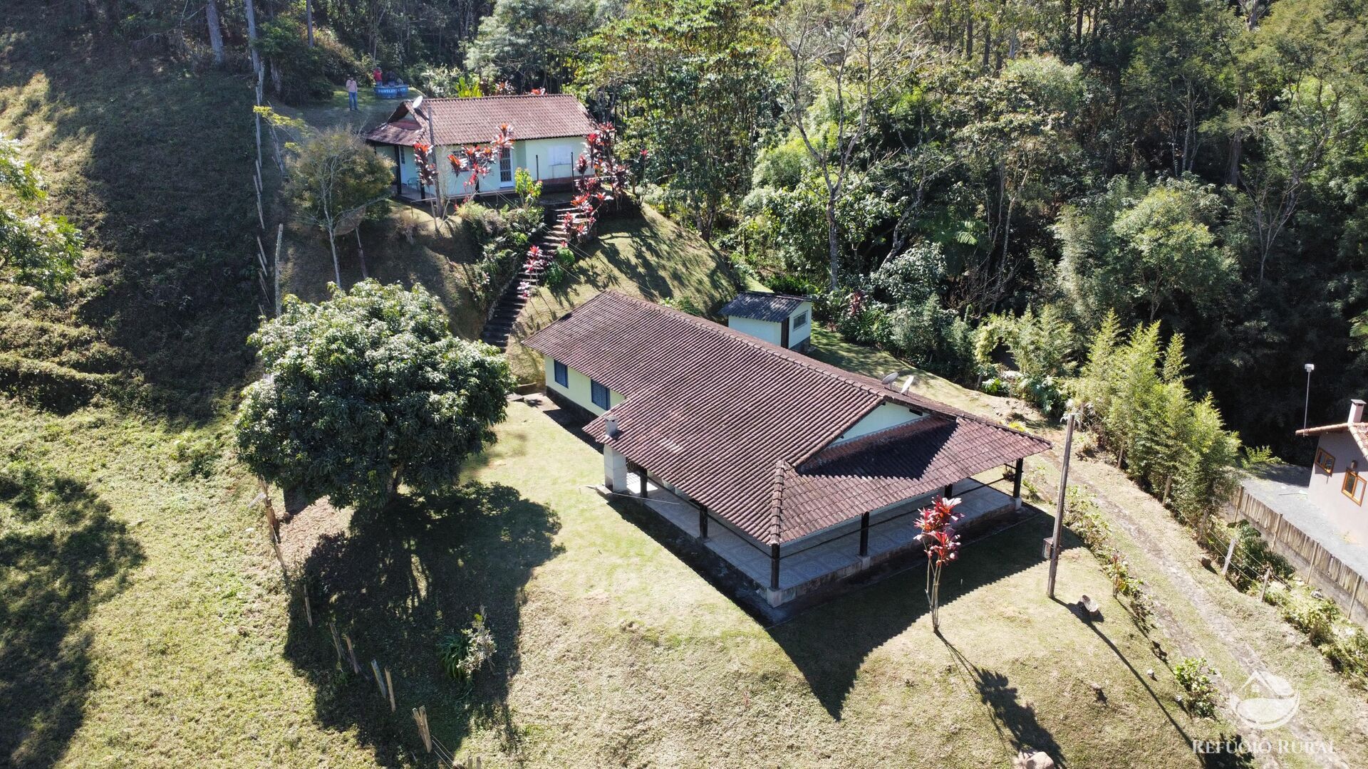 Sítio à venda com 9 quartos, 25000m² - Foto 3