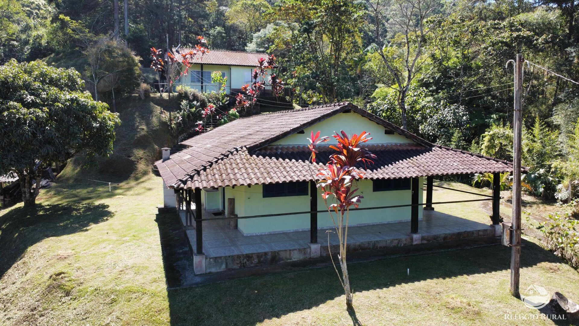 Sítio à venda com 9 quartos, 25000m² - Foto 2