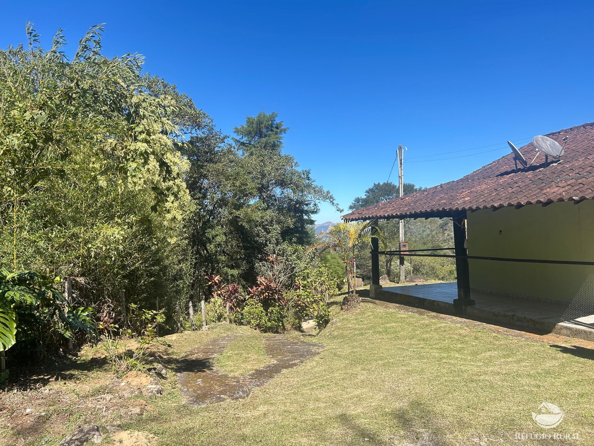 Sítio à venda com 9 quartos, 25000m² - Foto 26