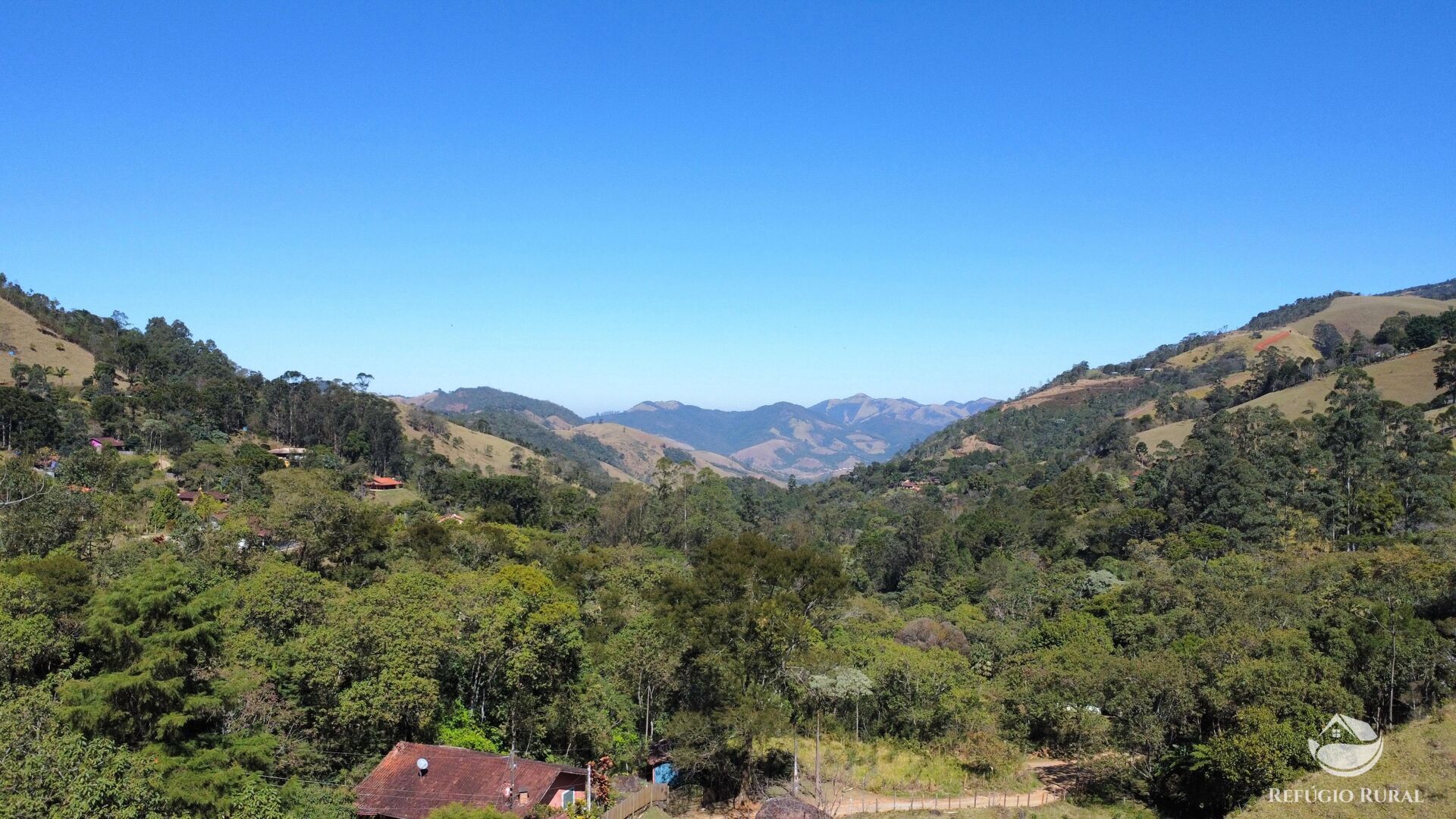 Sítio à venda com 9 quartos, 25000m² - Foto 23