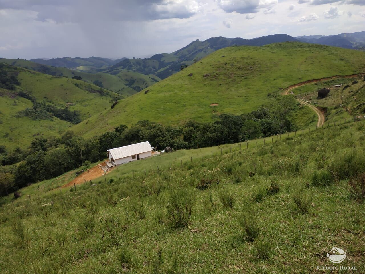 Fazenda à venda com 1 quarto, 72600m² - Foto 8