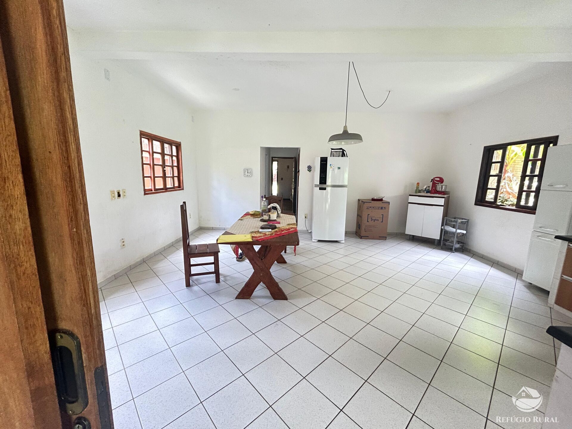 Fazenda à venda com 3 quartos, 672m² - Foto 11