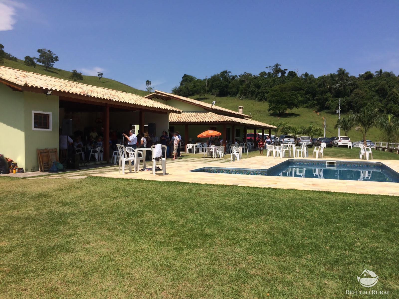 Fazenda à venda com 3 quartos, 242000m² - Foto 3