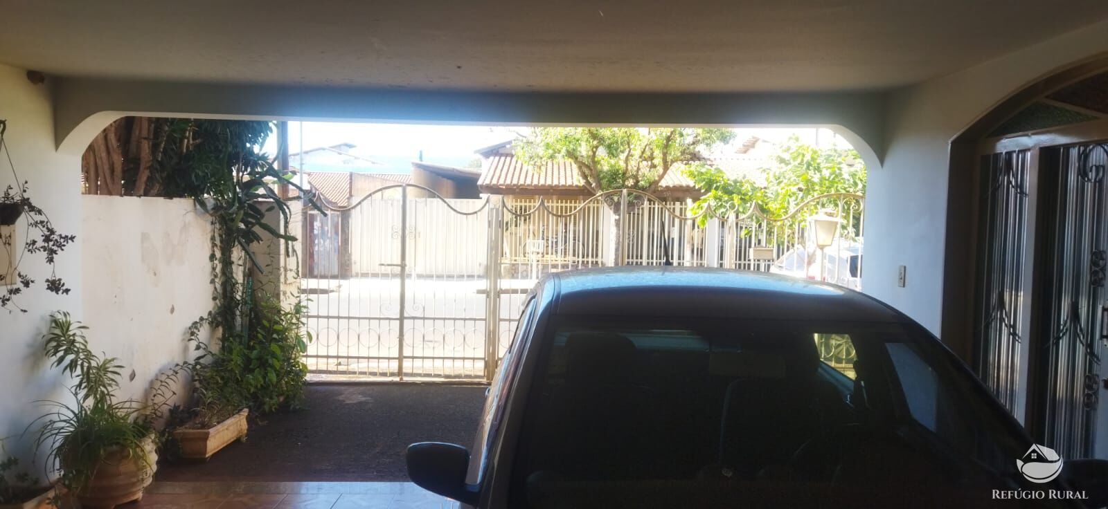 Casa à venda com 5 quartos, 213m² - Foto 4