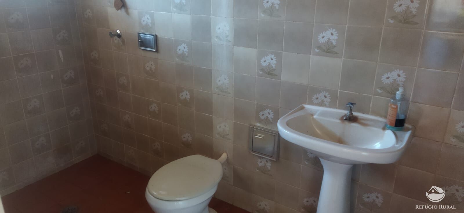 Casa à venda com 5 quartos, 213m² - Foto 17