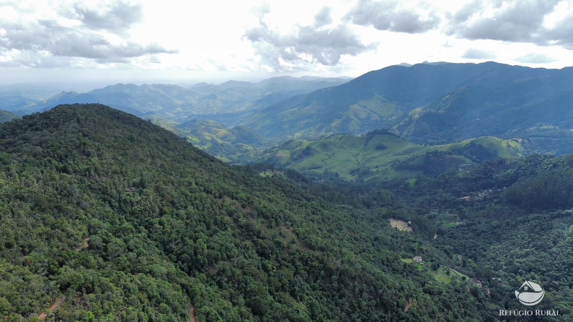 Fazenda à venda com 3 quartos, 180000m² - Foto 16