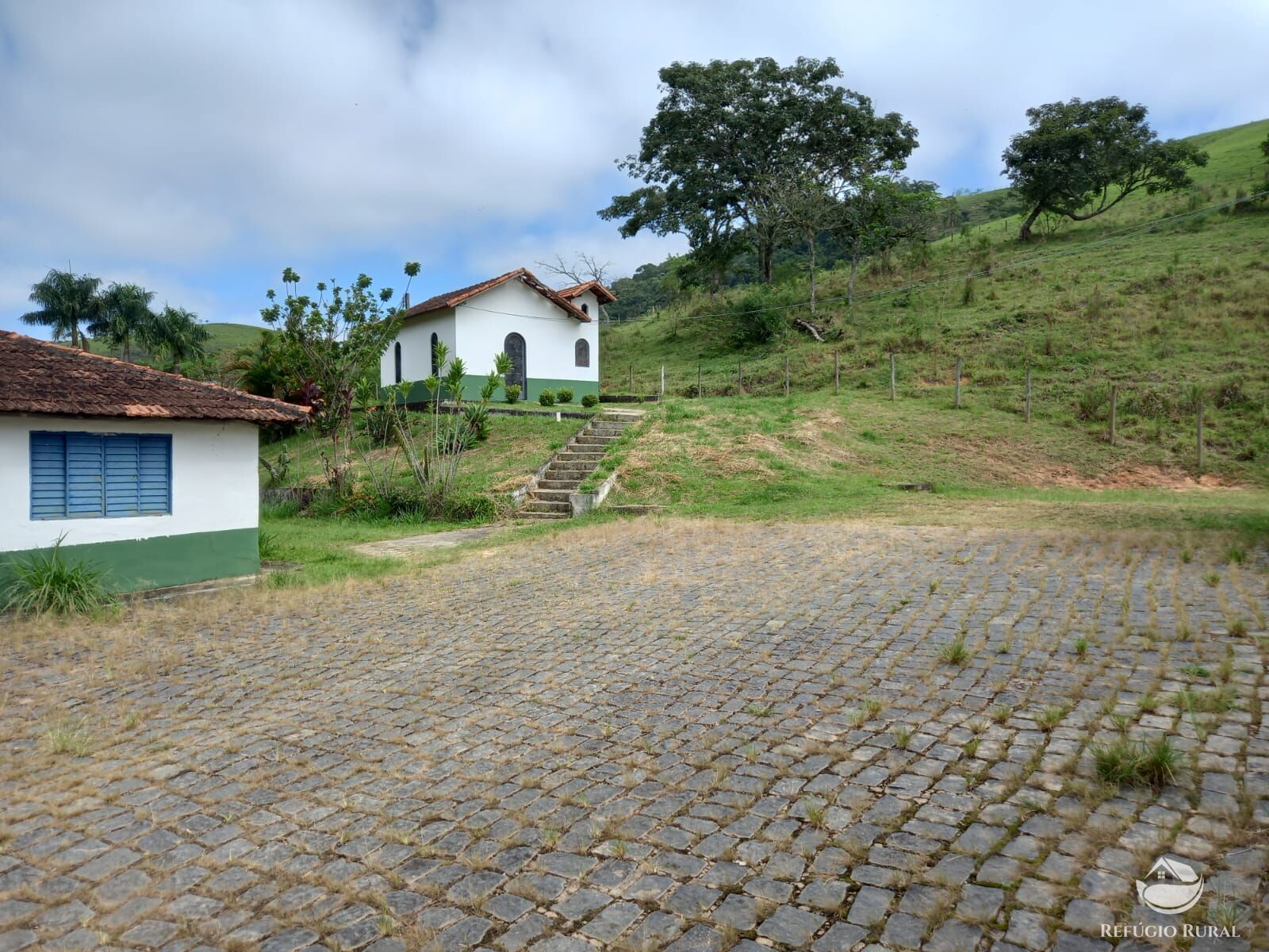 Fazenda à venda com 3 quartos, 125000m² - Foto 11