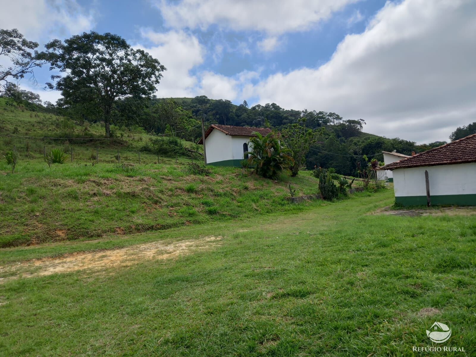 Fazenda à venda com 3 quartos, 125000m² - Foto 10