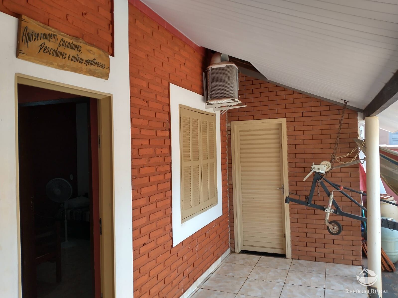 Fazenda à venda com 2 quartos, 250m² - Foto 3