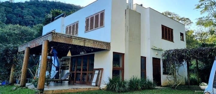 Fazenda à venda com 7 quartos, 24200m² - Foto 1